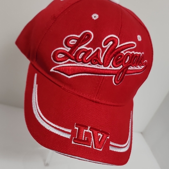 Las Vegas Red Cap - Picture 8 of 10